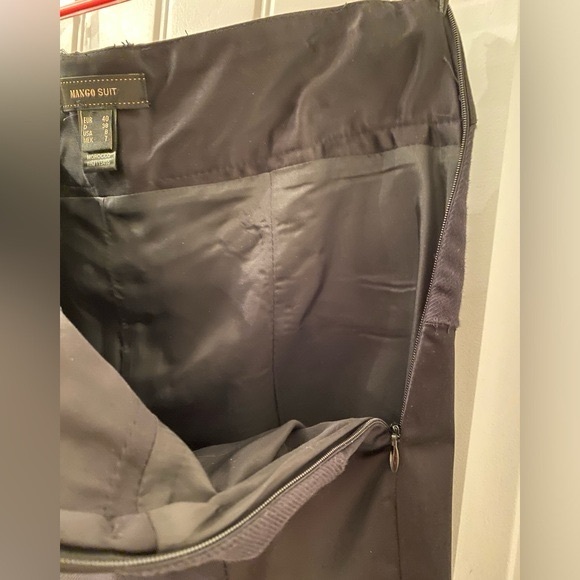 NWOT Mango Suit Size 8 Black Pencil Skirt with Satin Panels Office - Picture 8 of 11